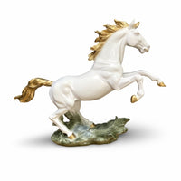 🐎 Majestic Horse White & Gold – Fiber Edition